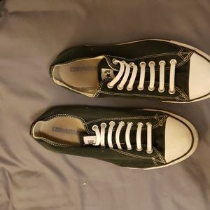 Converse all star size 11.